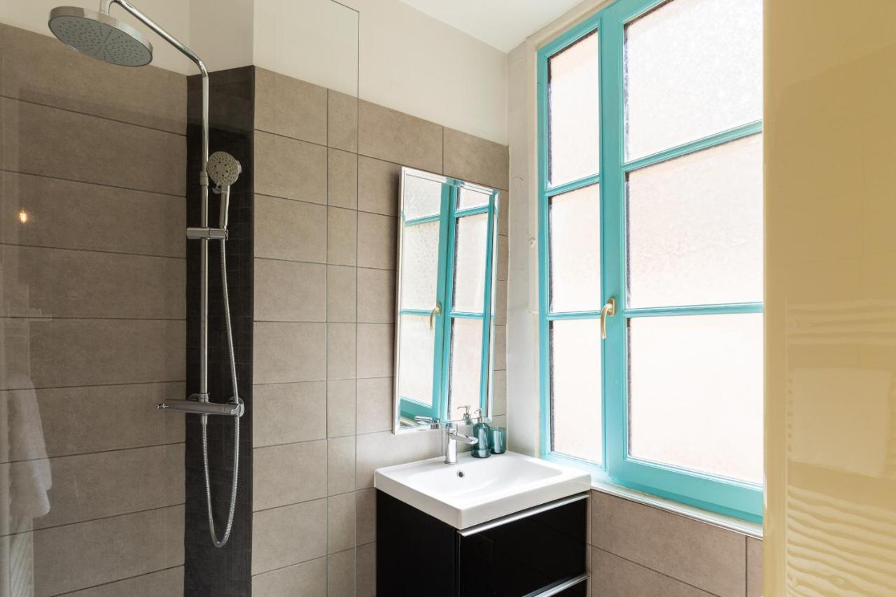 Dify Remparts - Bellecour Apartment Лион Екстериор снимка